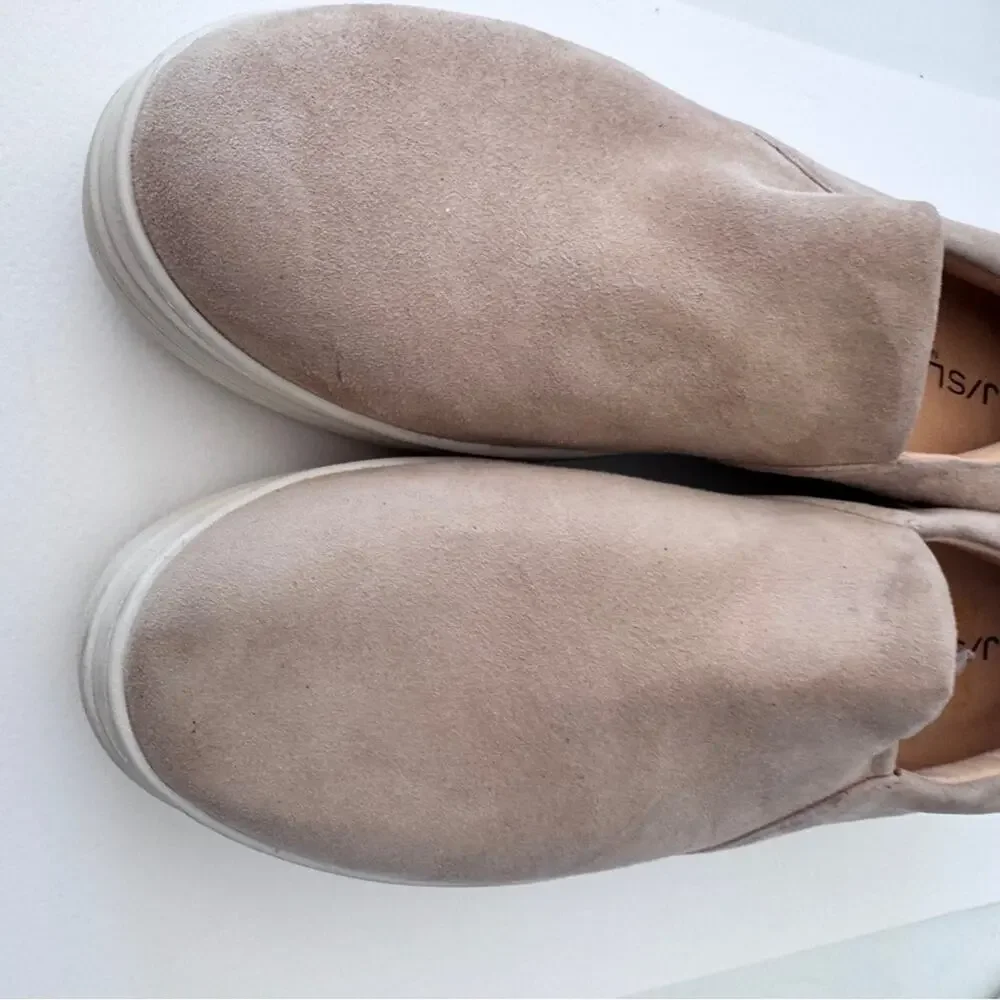 J Slides Tan Suede Leather Slip On Platform Flats Womens 7 Comfort Shoes Classic